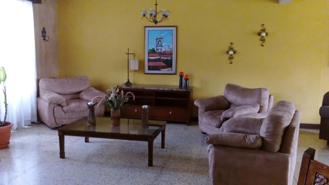 Casa San Benito Hotel San Salvador Bagian luar foto